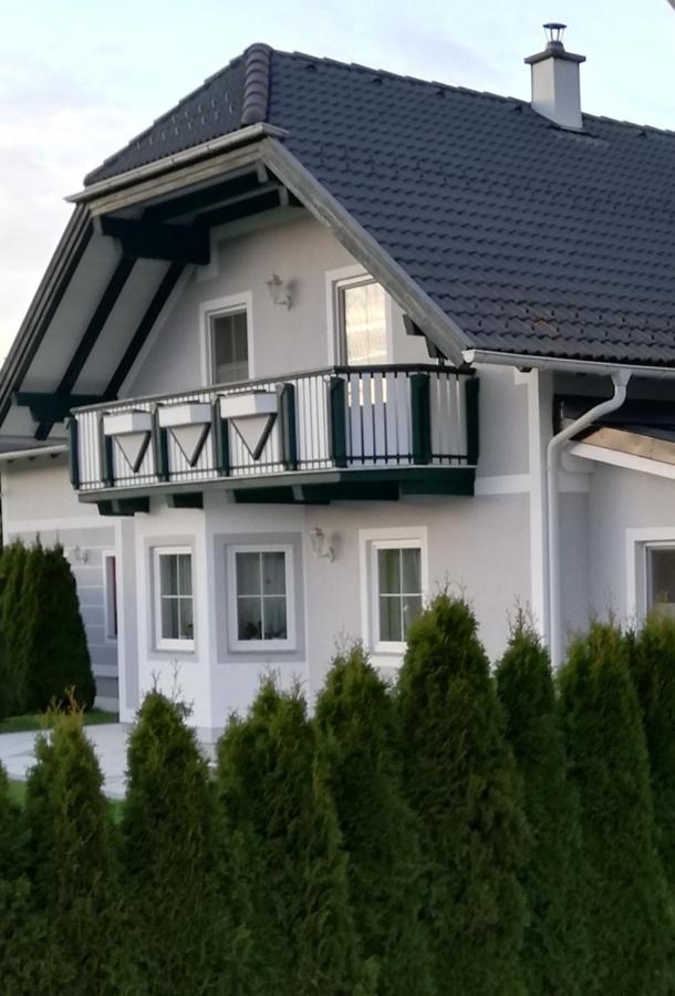 Ferienwohnung Lackner-Krabath Tamsweg Exterior foto